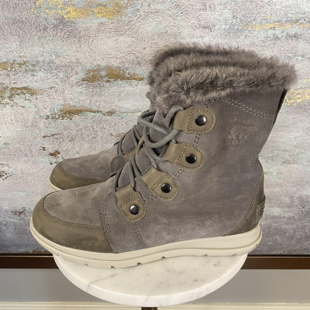 Sorel Snow Boots Womens Size 7.5 Gray Suede Faux Fur Lace Up Mid Calf NL3039-052